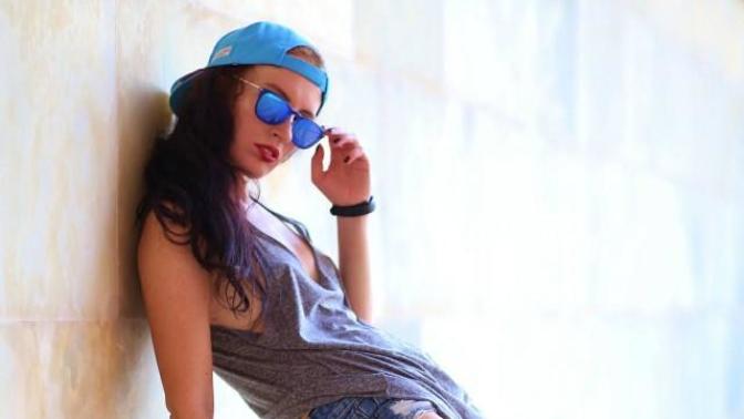 How to get a self confidence in social media? How to get a self confidence in social media?
