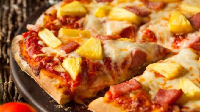 Pineapple on pizza Yay or Neigh?