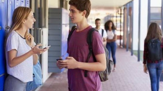 How do I start conversations with girls? (Read description)? How do I start conversations with girls? (Read description)?