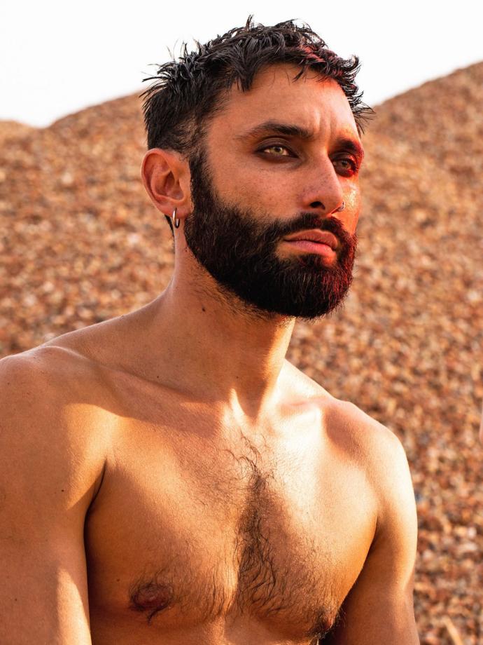 Is this man hot or not?