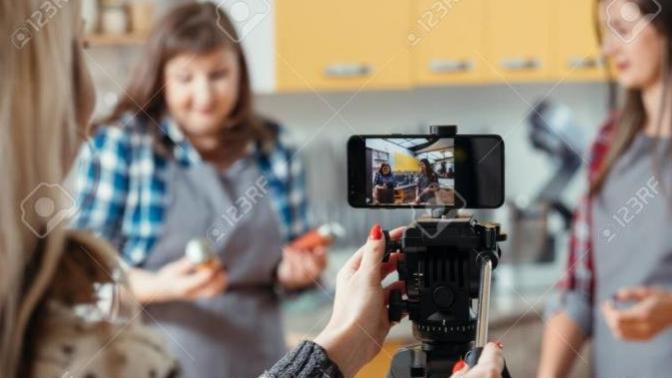 Have you ever been your partner's assistant, at work or for a hobby?