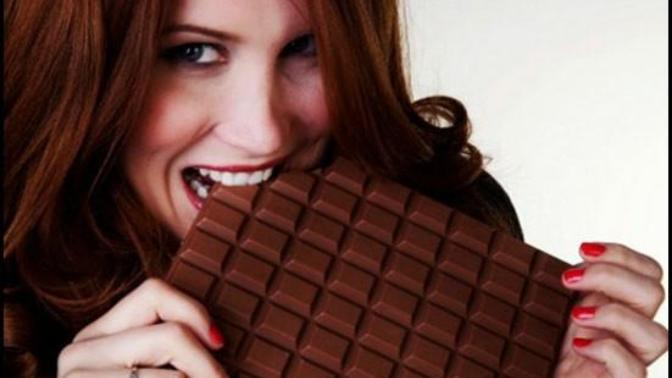 Girls, if you were starving and were offered chocolate would you take it or wait to eat for three days knowing you could eat normal food by then?