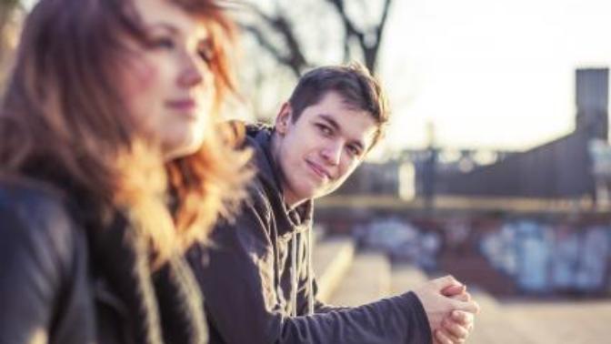 Do men look at women they are not attracted to?
