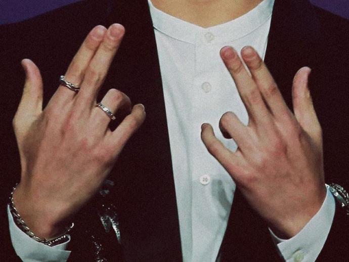 Is it true that hands dictate Dick size? ladies share some experiences that either debunk or proves this stereotype, and fellas you too?