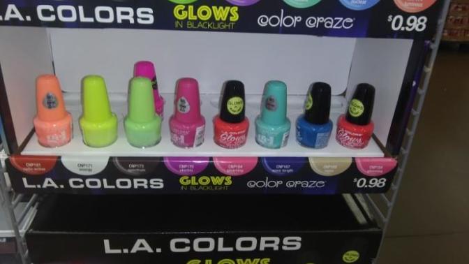Girls, would you use blacklight make up or glow in the dark nail polish?