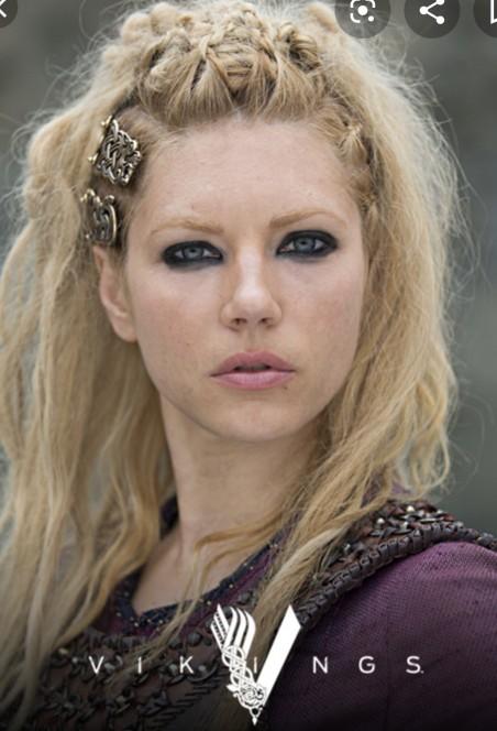 Daenerys or Lagertha? Which character do you like more??