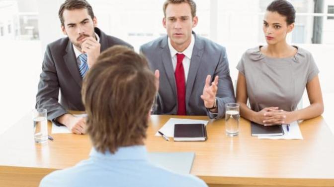 Would your turn down a job offer if you didn’t like the interviewer or the place?