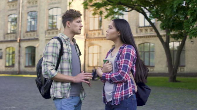 What's the best way to approach a girl in college?