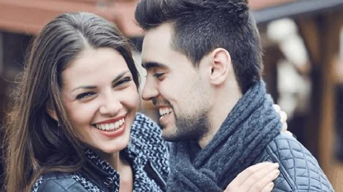 Guys - in your opinion, what makes a girl submissive or dominant? How does she act?