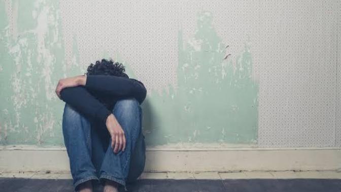 If anyone would help me to get over with my past breakup and pain. I will truly appropriate for there help Am suffering for like an year, I need help?