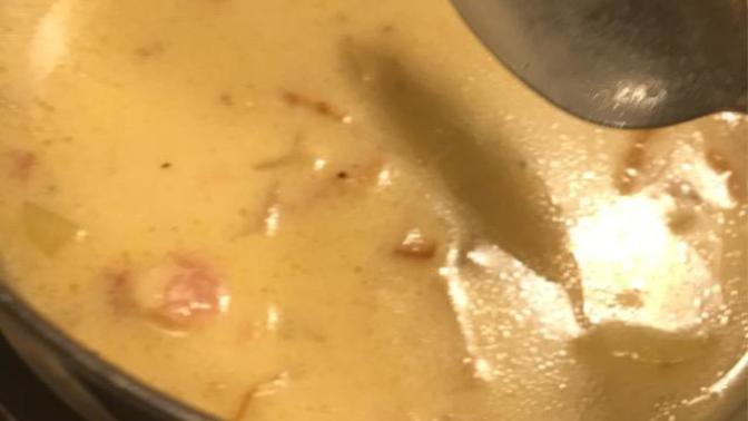 Do you like Cheesy, bacon loaded potato soup?