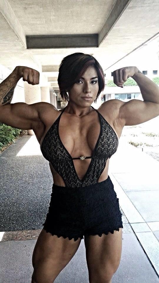 Do you think a girl can be muscular?