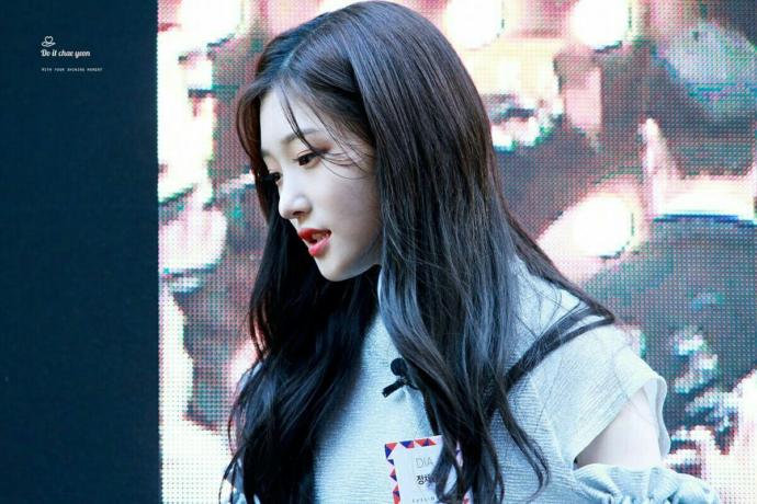 Does dark hair and pale skin not work well?