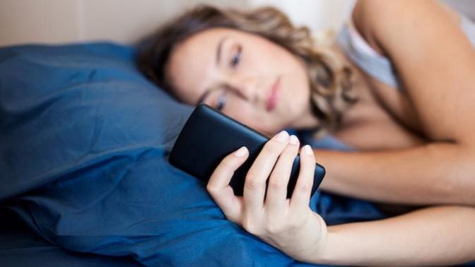 How do you date a guy that’s a terrible texter/always busy?