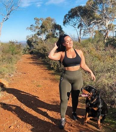 Do you think these clothing is flattering on overweight women?