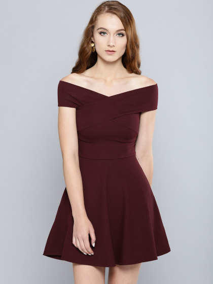 Girls, What type of cloths would you wear on your first date ?
