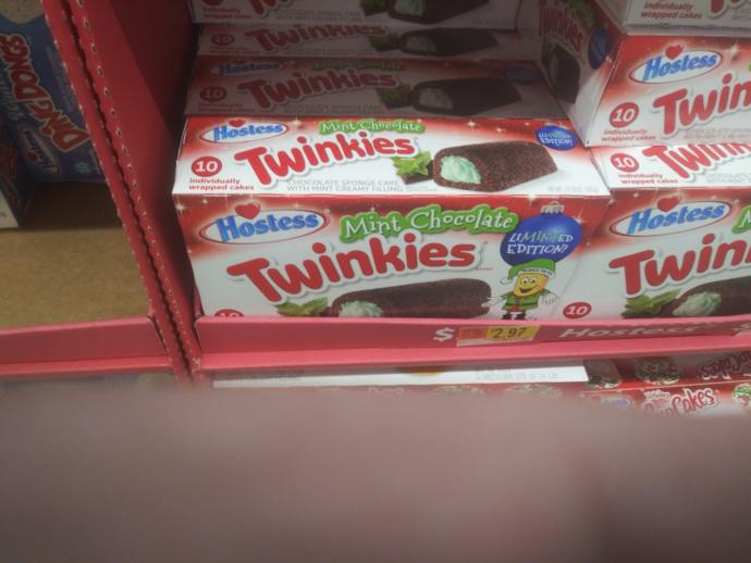 Which of these Holiday snack cakes seem the most appealing?