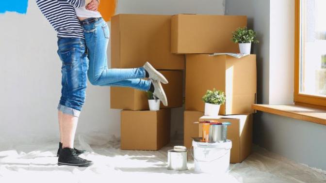 Should I move in with my girlfriend?
