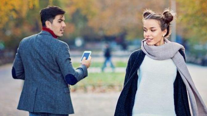 How long does it generally take you to decide whether someone is attractive to you?