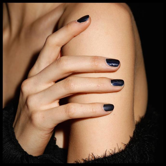 How Long Does It Take Before Your Nail Polish Wears Off?