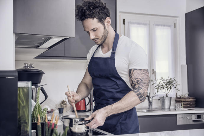 Did you know that today was NATIONAL MEN MAKE DINNER DAY?