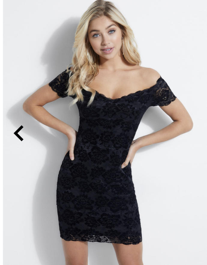 What colour of accessories and heels should I pair with this dress?