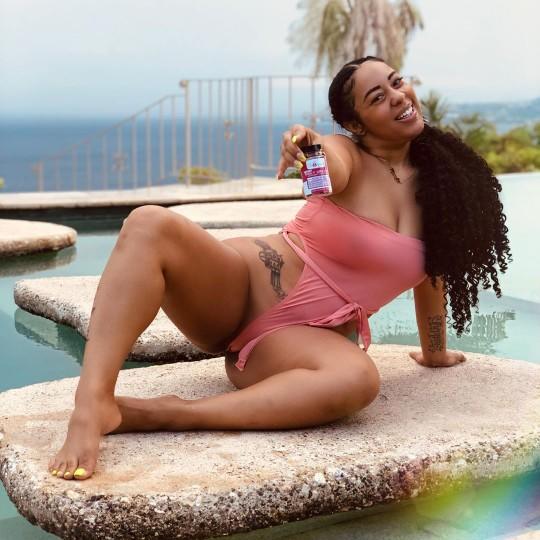 Why do most caucasian men frown upon and consider thick women as fat?