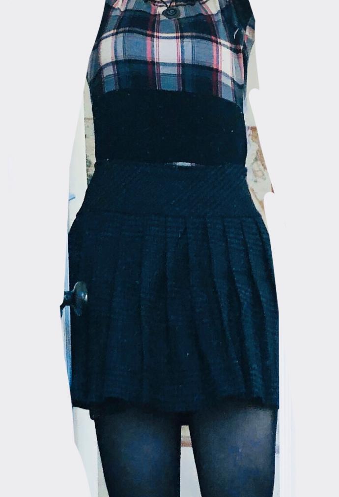 #55 Skirt : #DIGITORDONATE (Auxiliary Question: Can the dress under pass as an outfit)?