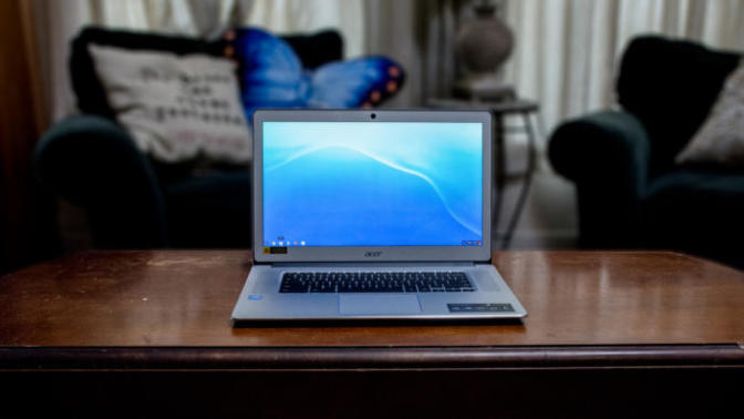 What are Chromebook pros and cons?