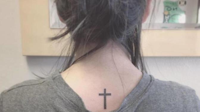 Is it offensive to have a Cross tattoo?