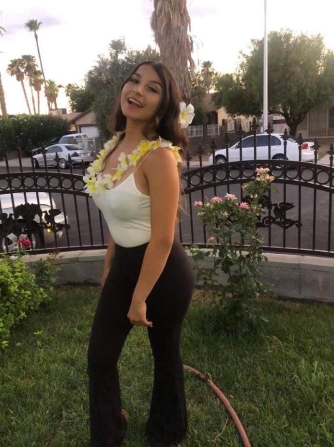 Girls, do you ever get jealous of your friends boobs?