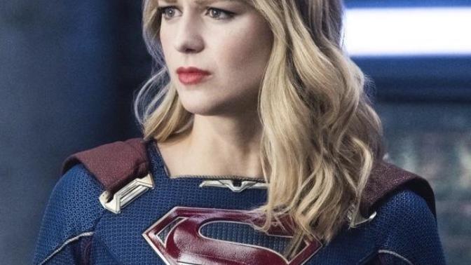 Supergirl: Bangs vs. No Bangs?