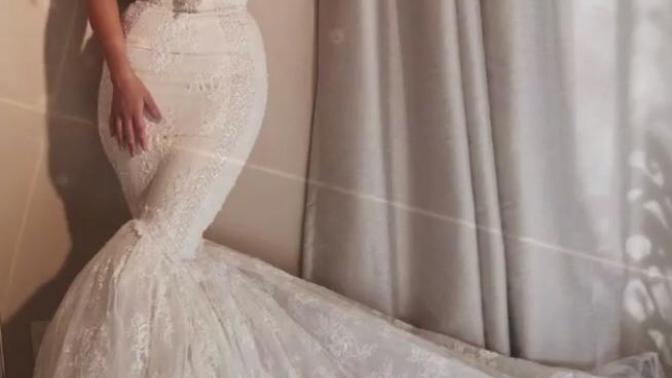 My mom hates every wedding dress I try on. How do I handle her?