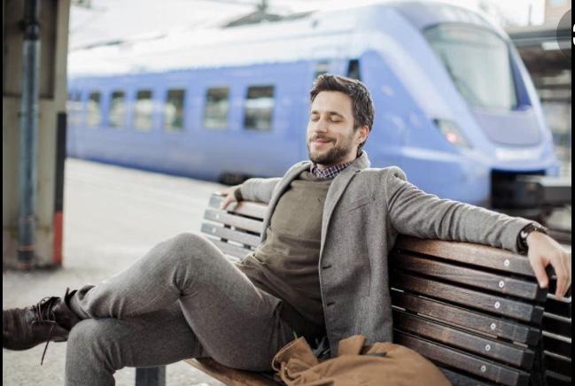 Guys, Do you like/dislike carrying things in your belt/pocket?