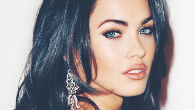Is megan fox more cute or hot looking?