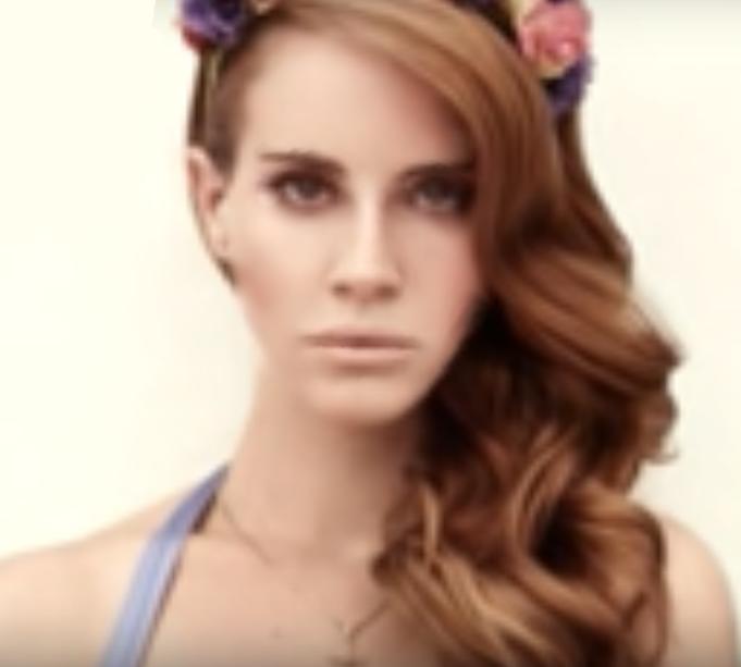 Who is this? Julia Roberts or Lana del Rey?