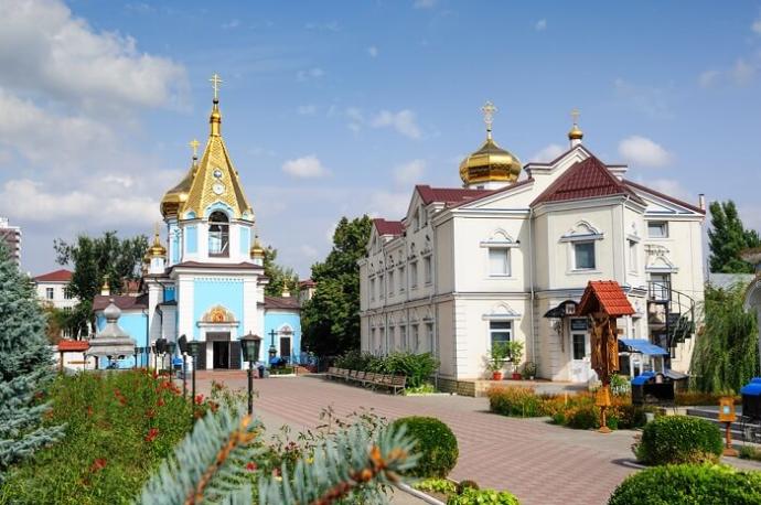 Would you like to visit the corrupt and impoverished Eastern European nation of Moldova?