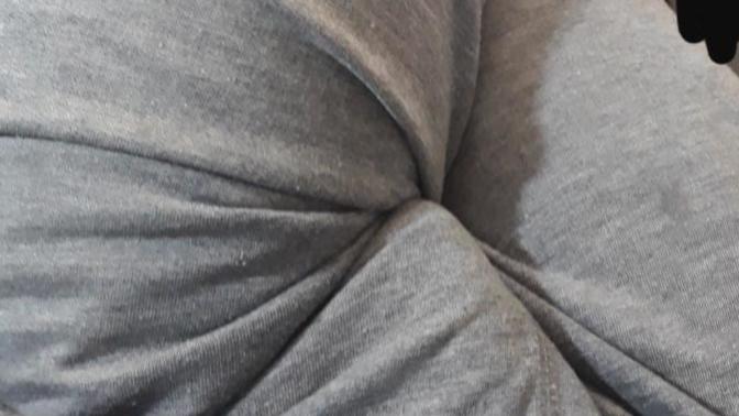 Why do people say that men can't cross their legs?