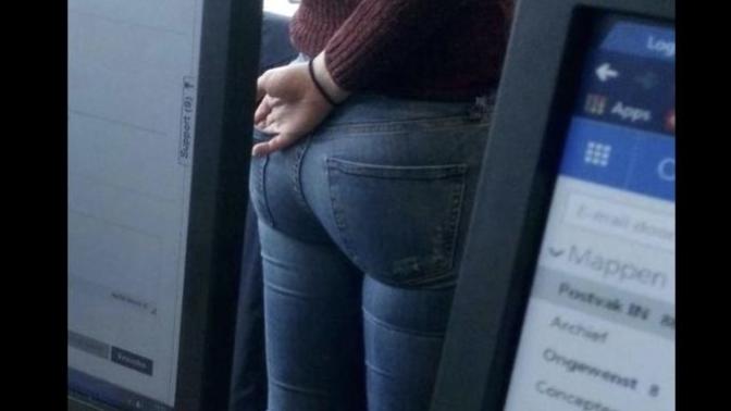 Are tight ass jeans still a thing?