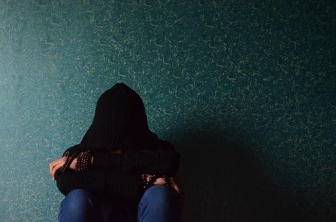 Who suffers more from being long term involuntarily single? Men or women?