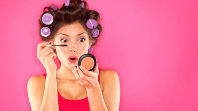 Can Wearing Make-Up Be A Deal Breaker In A Relationship?