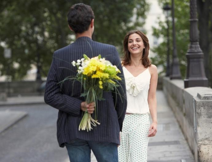 For online dating: guys, do you pick the girl up or meet her somewhere for the 1st date?