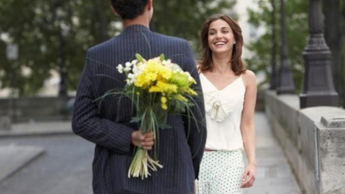 For online dating: guys, do you pick the girl up or meet her somewhere for the 1st date?