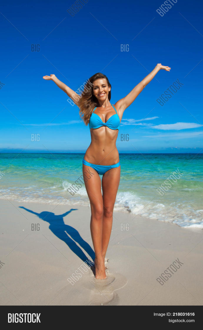 Why do many guys have a bad opinion about girls lifting yet at the same time they don't like stuff like cellulite, saggy and shapeless butts/boobs?