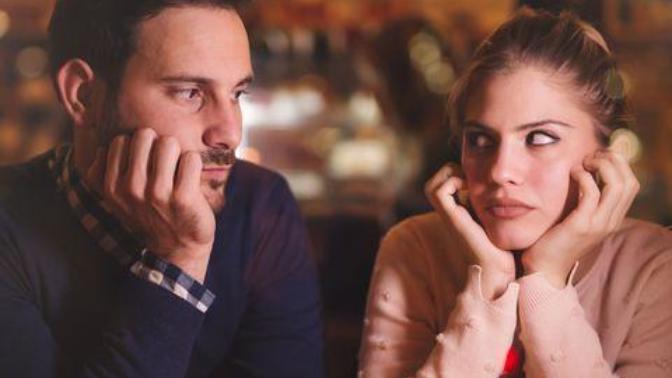 Guy tells you the other women he finds attractive on first few dates? Red flag?