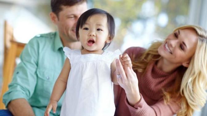 Would it be a deal breaker if your date expressed they wanted kids, but didn't want to have one conventionally? e. g (via Adoption, Surrogate)?