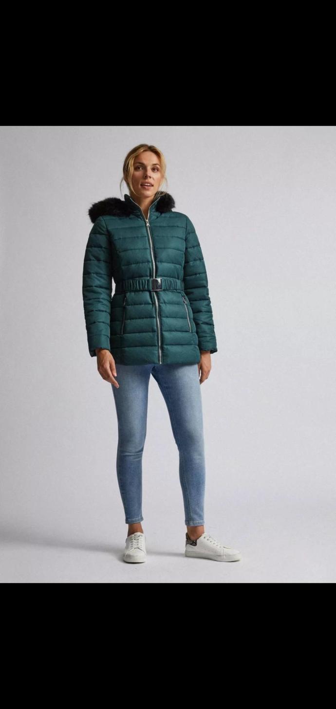 Does this winter jacket look old-fashioned?