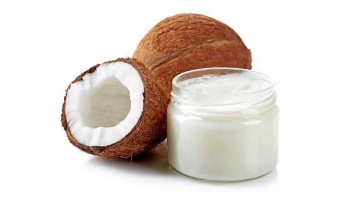 Does coconut oil clog your pores/cause acne?