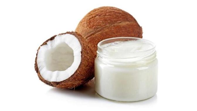 Does coconut oil clog your pores/cause acne?