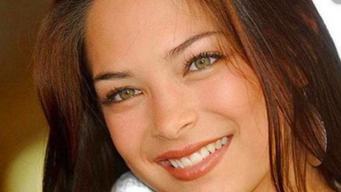 Does having medium skin and light eyes considered "an exotic look", if so why?
